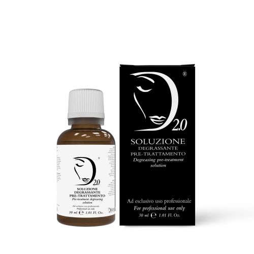 Soluzione degrassante pre trattamento peeling e pre needling in grado di acidificare e bilanciare il pH. Soluzione preparatoria per esfoliazione chimica, soluzione pre trattamento, soluzione pretrattamento peeling, soluzione pretrattamento needling, derma 2.0